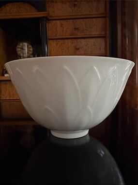 Royal Copenhagen White/ Cream Porcelain Dish with Blue Mark and leaf motif